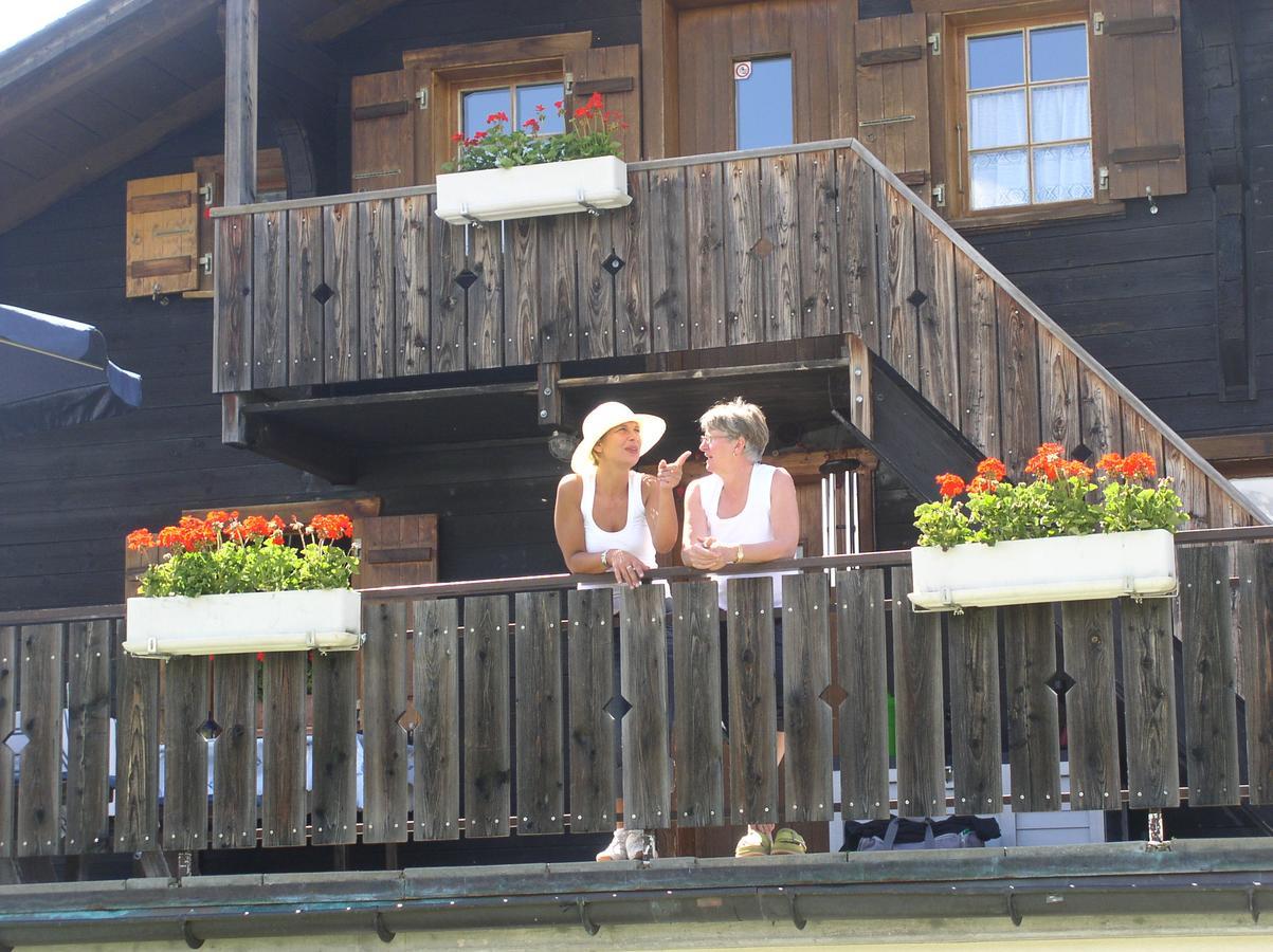 Gruppenhaus Im Walliser Alpstyle Rosswald Dış mekan fotoğraf