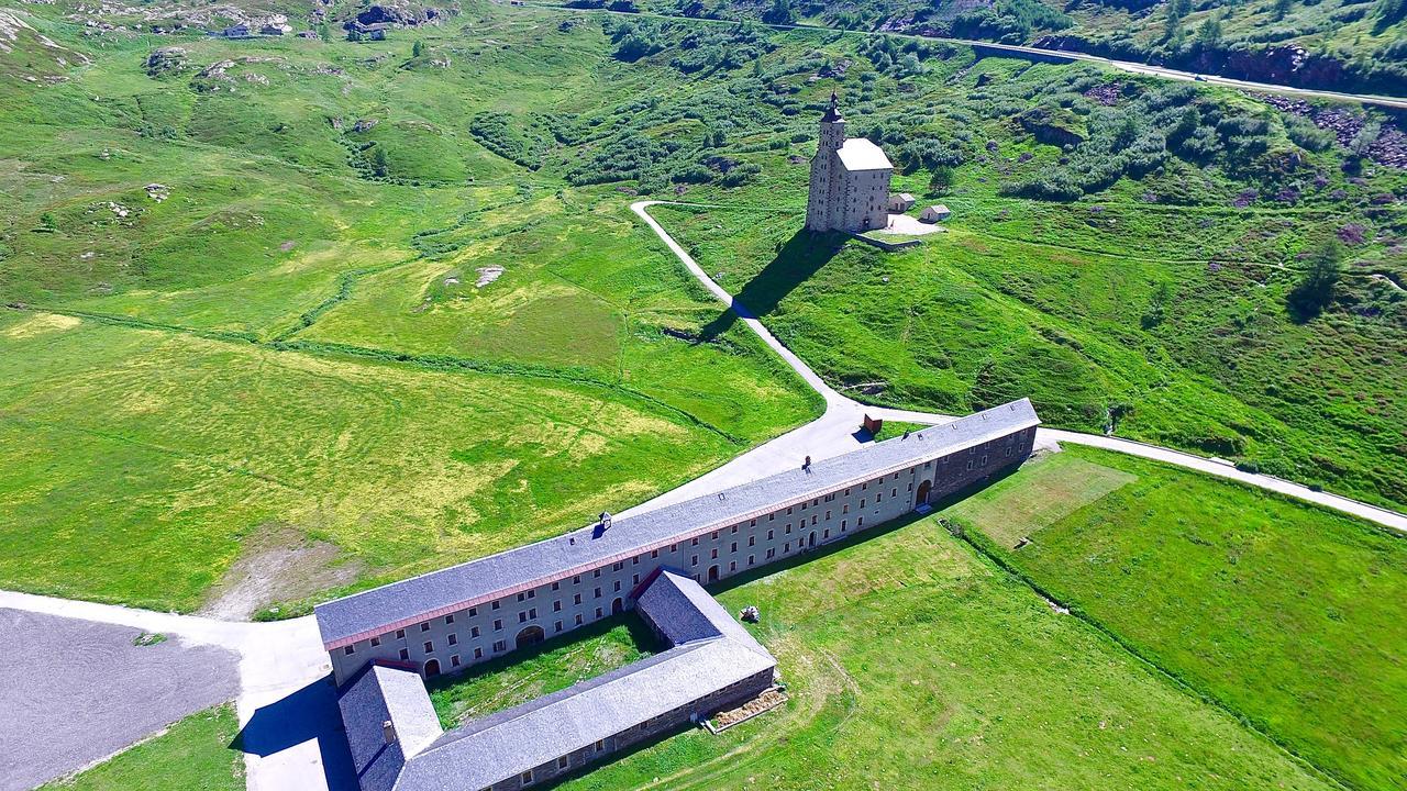 Gruppenhaus Im Walliser Alpstyle Rosswald Dış mekan fotoğraf